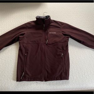 Medium Sized Columbia Elderberry Soft Shell jacket